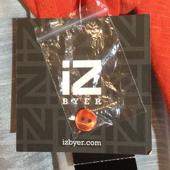 iZ Byer burnt orange 3/4 sleeve with lace top - Picture 4 of 11